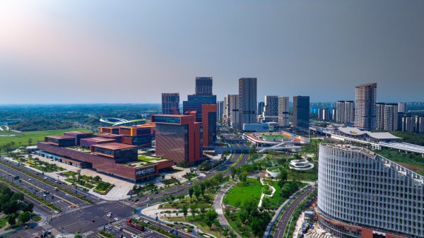 火牛配资 优化交通线路、强化接驳效率 成都东部新区绿色交通护航世运会